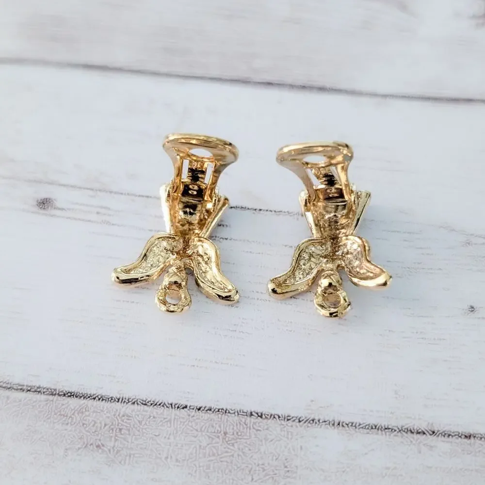 Vintage Clip On Earrings Gold Tone Angel - Fair Condition
